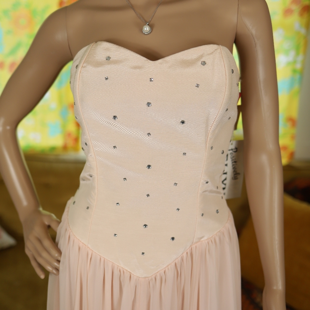 Deadstock 80's Gown